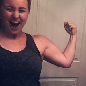 Old Navy Dark Gray Paisley Racerback Workout Top